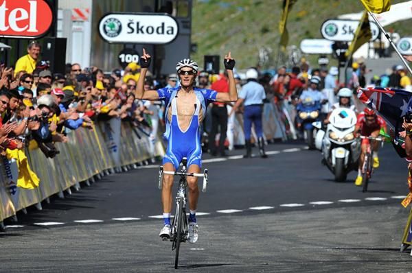 France's Brice Feillu (Agritubel) wins Tour de France stage seven to Arcalis