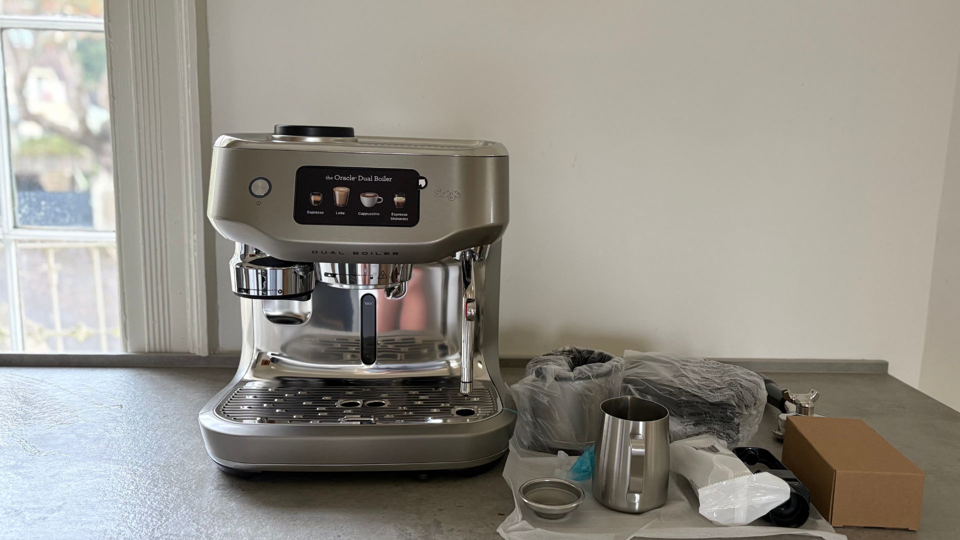 Testing the Sage Oracle Touch Coffee Machine