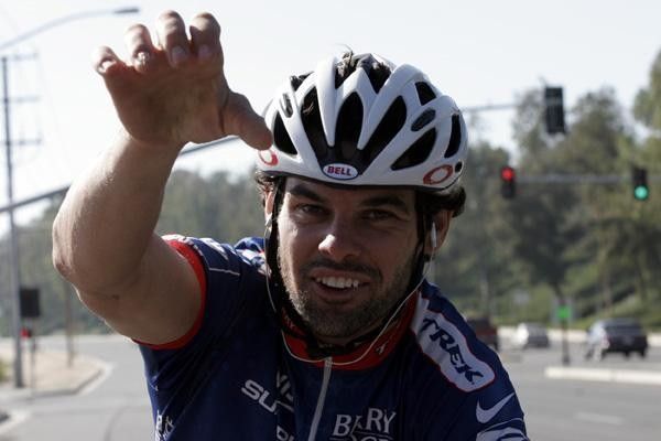 Ryno goes for the draft and the grab for the support car
