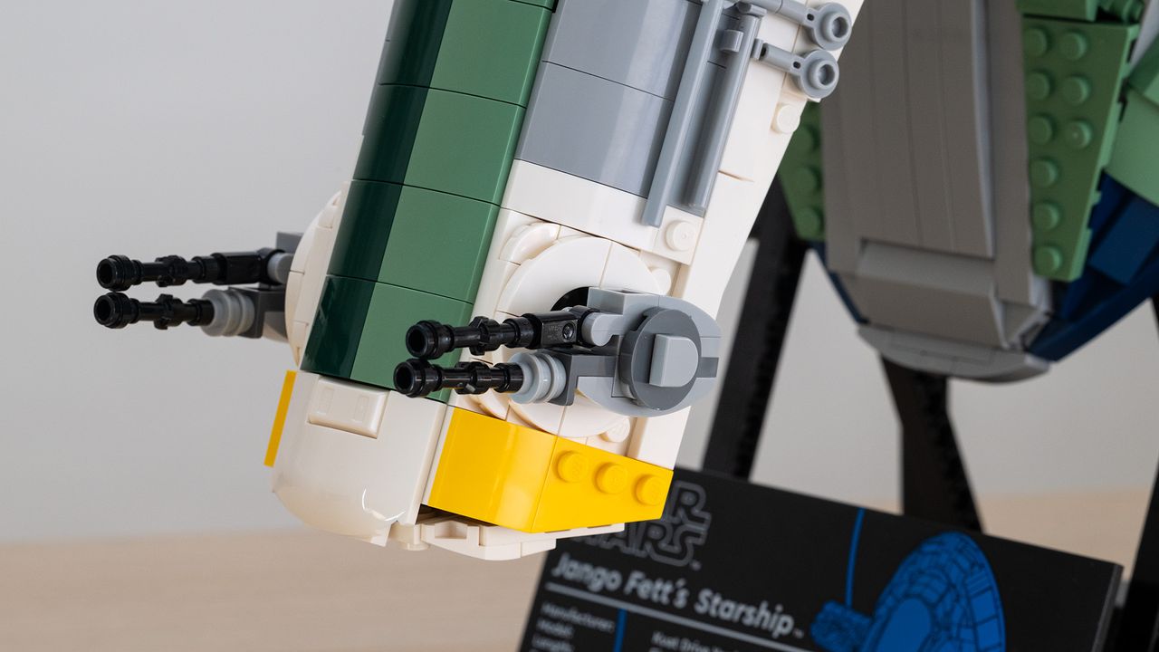Lego Star Wars UCS Jango Fett&rsquo;s Firespray-Class Starship (75409) close up of front blaster canons