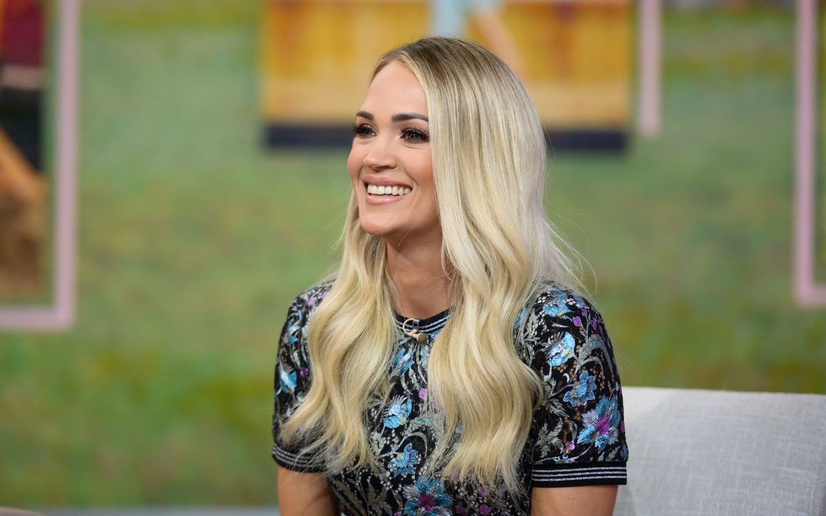 Inside Carrie Underwood’s monochromatic country kitchen