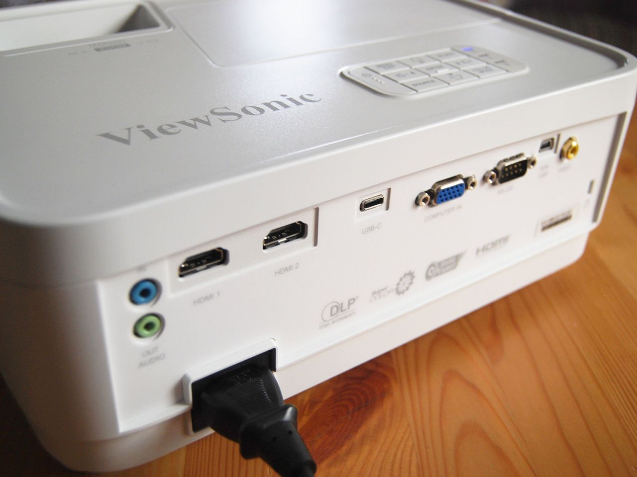 ViewSonic PX706HD projector review