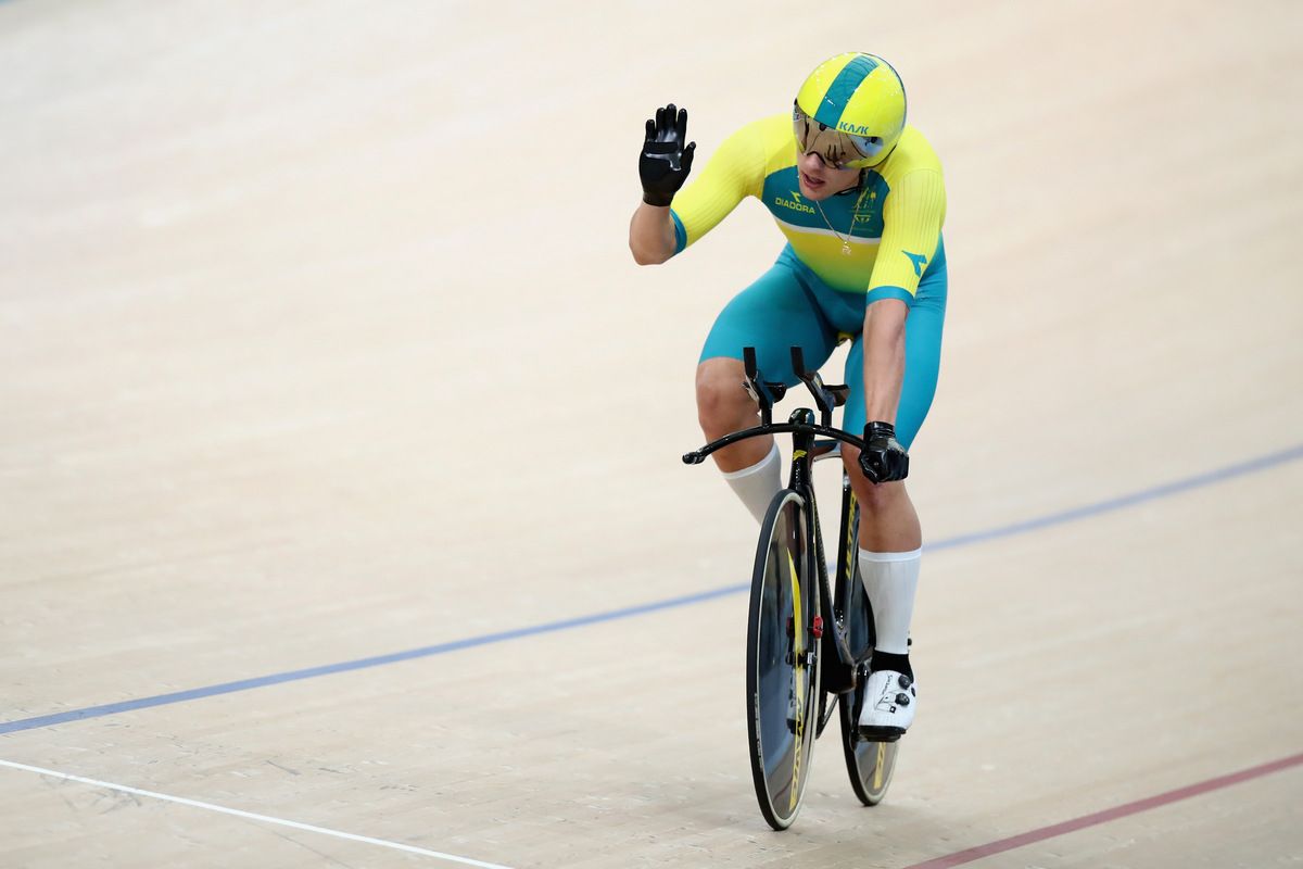 Sam Welsford (Australia) waves after breaking the IP record at the Commonwealth Games