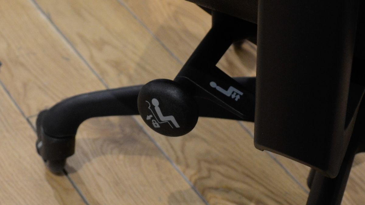 A BodyBilt G7 gaming chair in an office