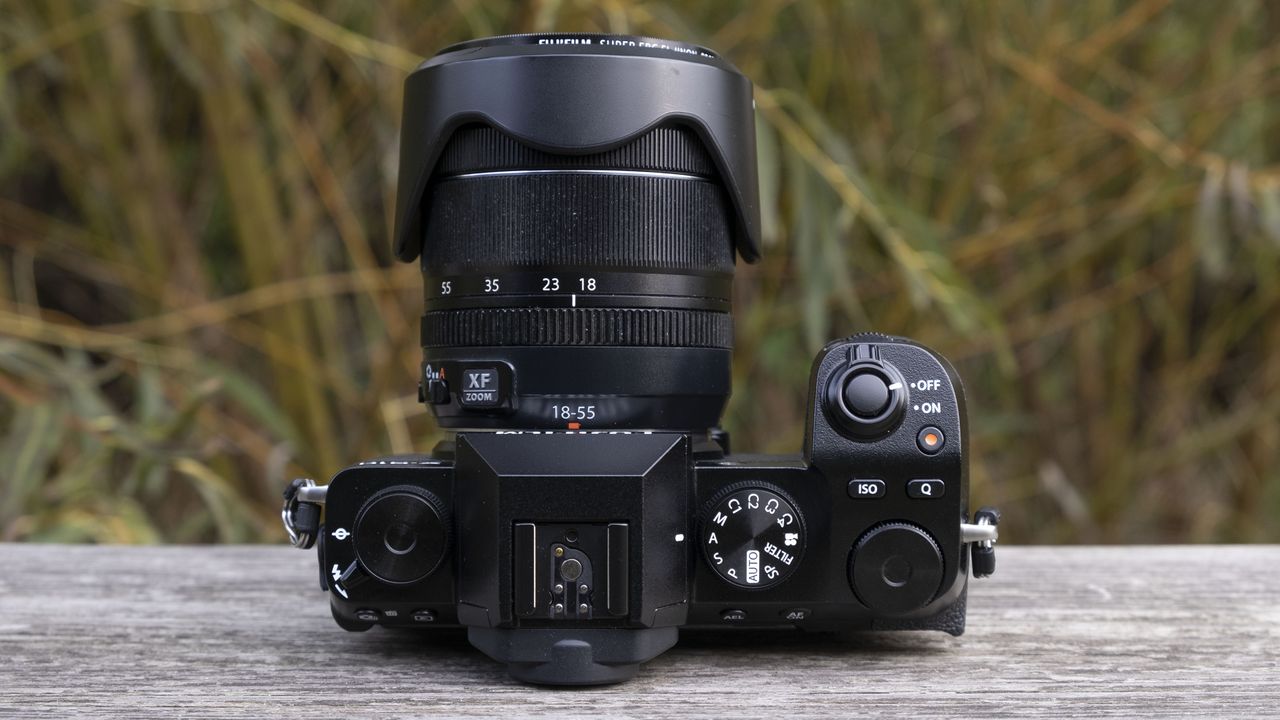 Fujifilm X-S10
