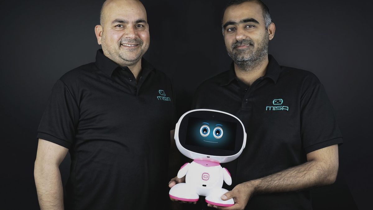 Anees Mian, Co-founder of Misa Robotics and Deepak Bhatia, Founder and CEO of Misa Robotics and iLife Digital Technology