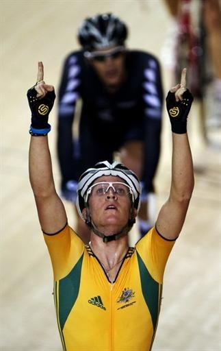 Cameron Meyer (Australia) has won the men's 40km points race.
