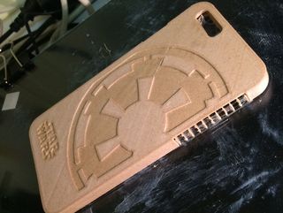 An iPhone case that was 3D printed in Woodfill filament (Credit: Thingverse.com)