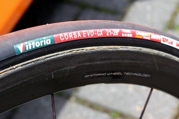 Shimano's WH-7801-Carbon wheels