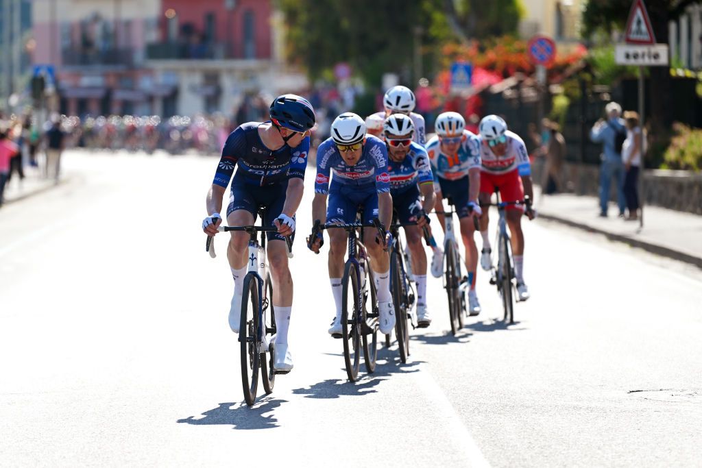 Late race attack included Lewis Askey (Groupama-FDJ), Nicola Conci (Alpecin-Deceuninck), Julian Alaphilippe (Soudal QuickStep), Mirco Maestri (Polti Kometa), Kevin Vermaerke (dsm-firmenich PostNL) and Andrea Pietrobon (Polti Kometa)