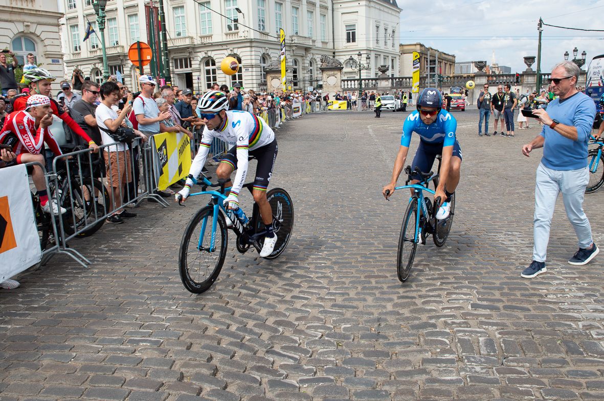 Alejandro Valverde and Mikel Landa head out for a recon of the course