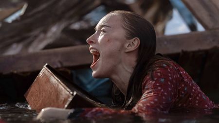 Phoebe Dynevor as Lisa Fields in "Thrash"