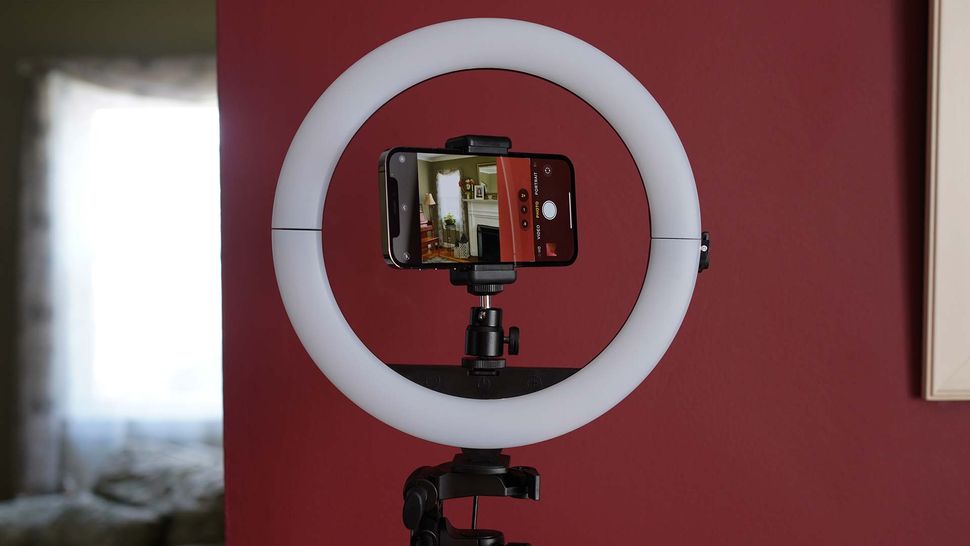 The best ring lights for phones in 2024 Tom's Guide