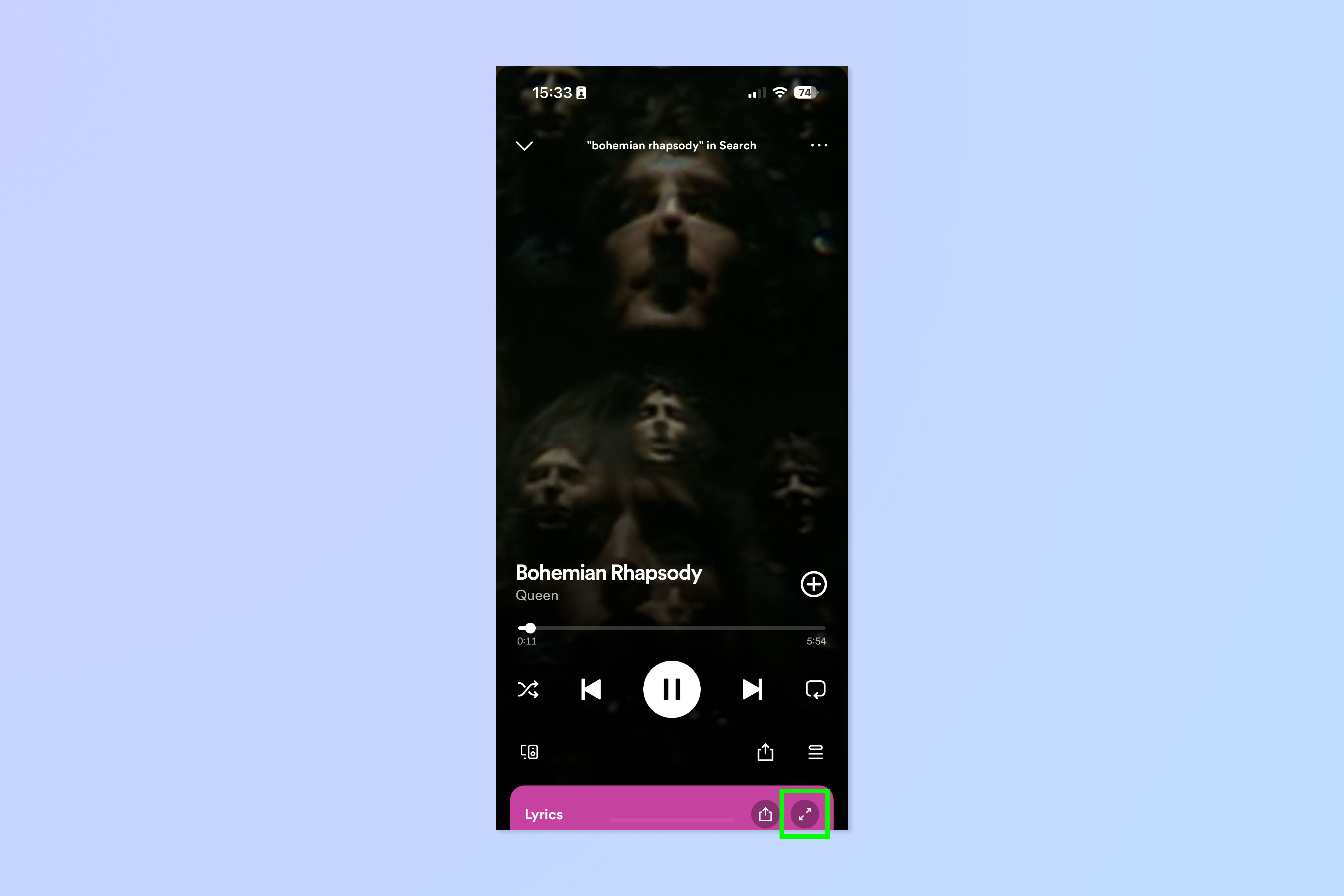 لقطة شاشة تظهر فرقة Queen وهي تعزف على Spotify
