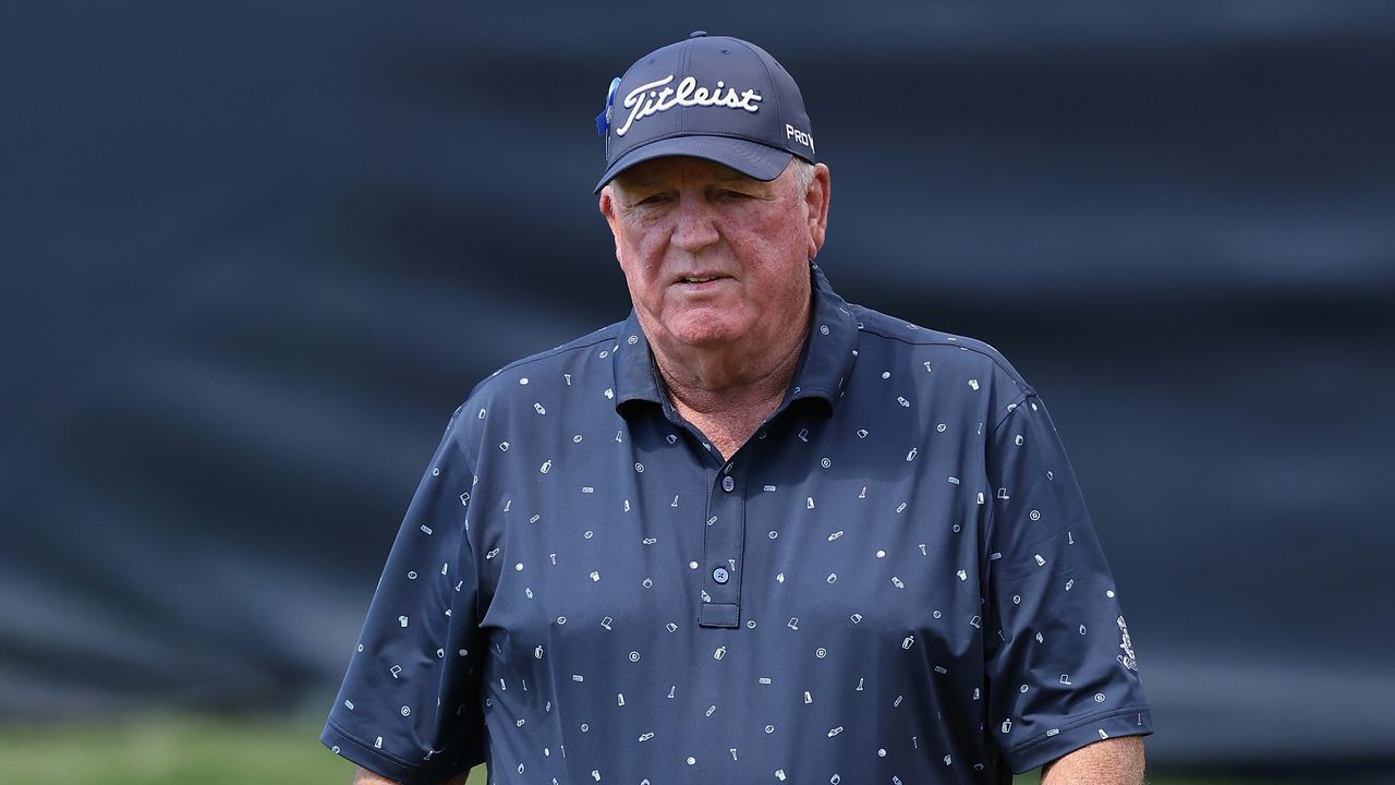 Mark Calcavecchia during a tournament