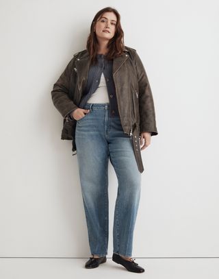 The Plus Curvy '90s Straight Jean in Rondell Wash: Crease Edition