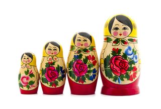 Russian nesting dolls, matrioshka dolls