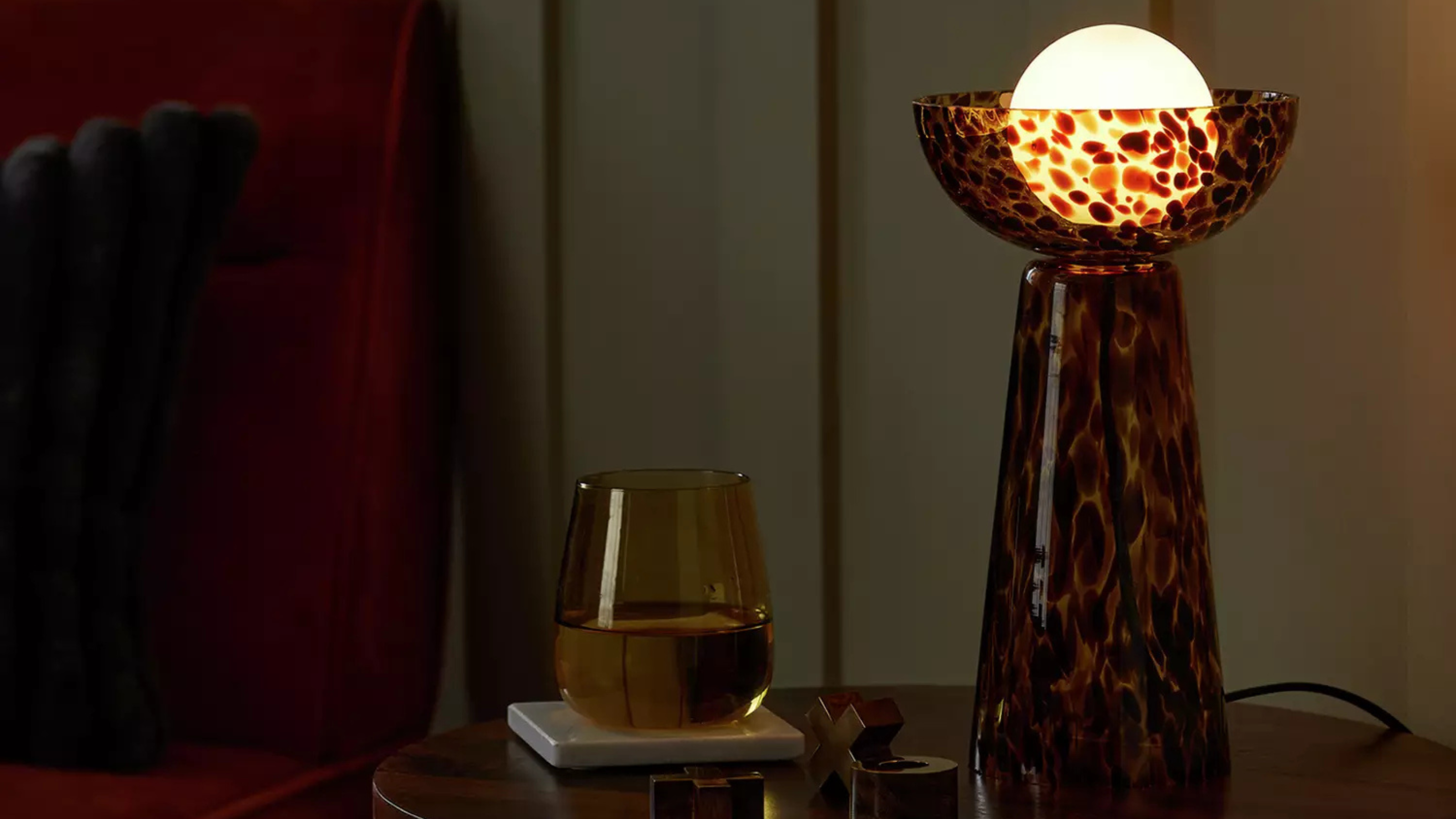 Habitat Glass Tortoise Shell Table Lamp - Brown
