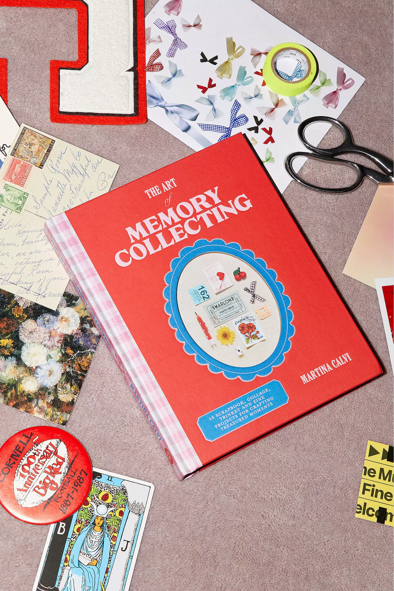 A memory collecting book