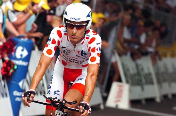 Franco Pellizotti (Liquigas) crosses the finish line in 91st place.