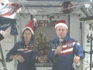 Astronauts Send Christmas Wishes from Space