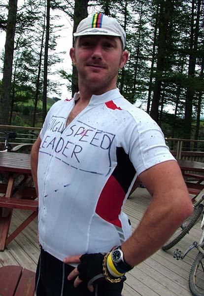 The home-made singlespeed leader's jersey.