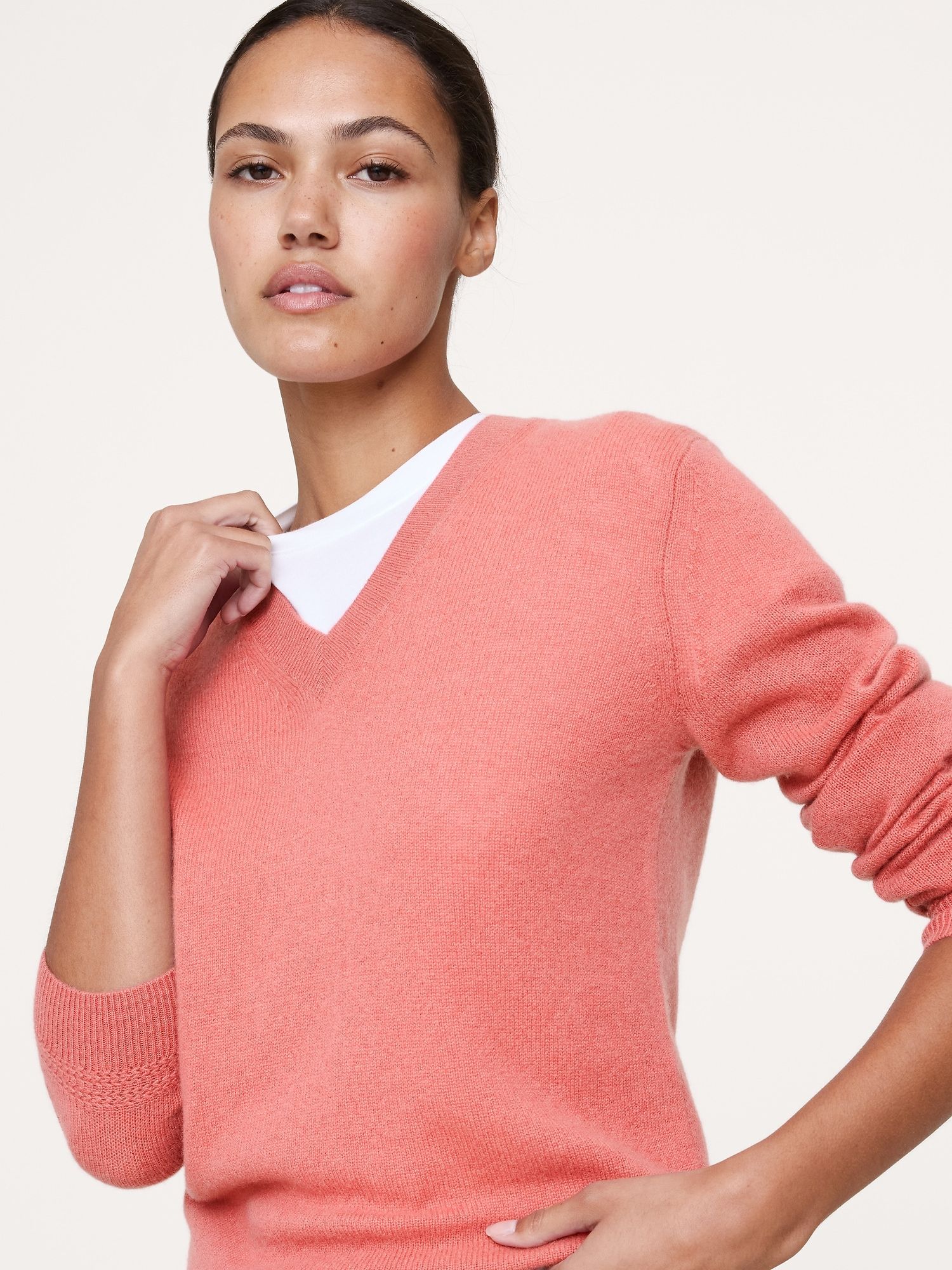 Lightweight Cashmere V-Neck Sweater
