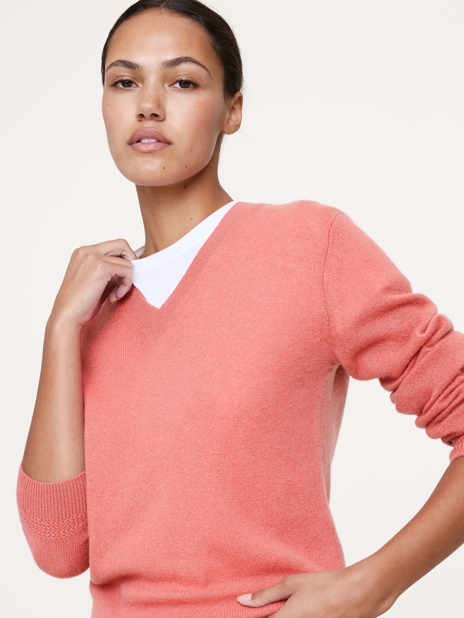 Lightweight Cashmere V-Neck Sweater