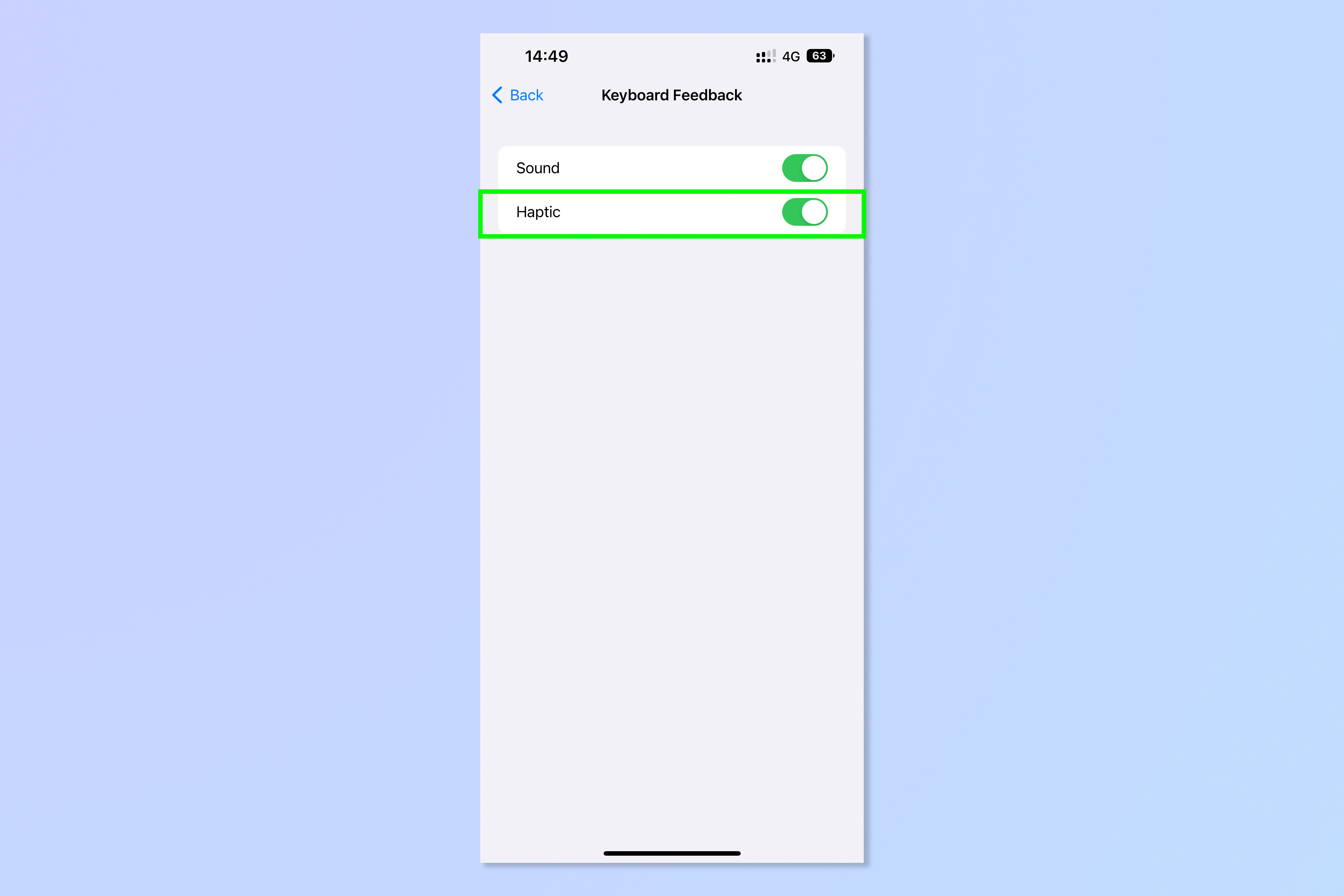Снимок экрана, показывающий шаги, необходимые для включения тактильной клавиатуры на iPhone.