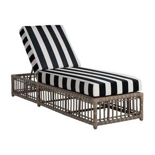 outdoor chaise