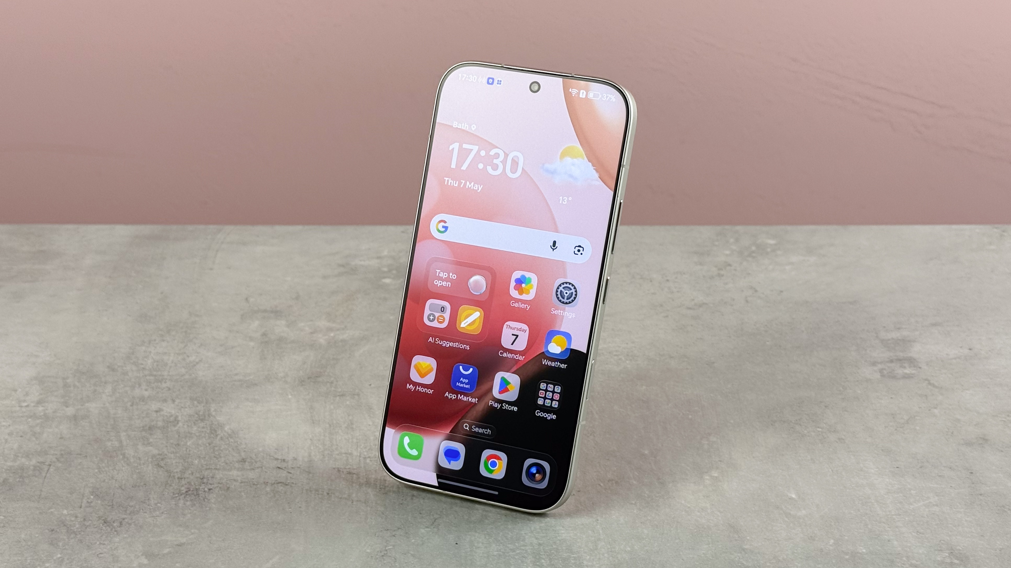 The Honor 600 at a slight angle showing the open home screen.