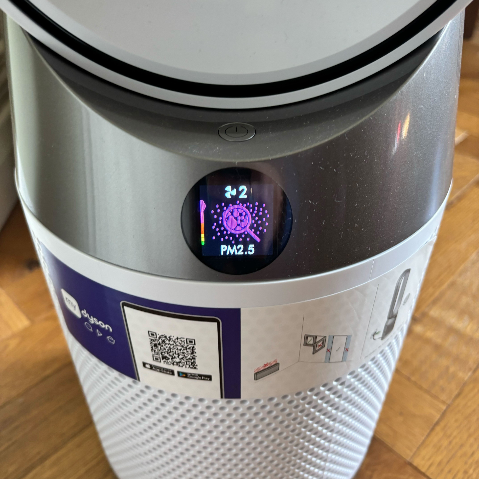 dyson purifier cool fan responding to aerosol deodorant