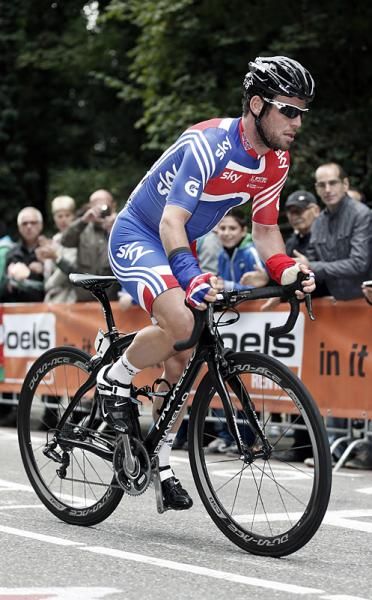 2011 world champion Mark Cavendish worked hard early in the race for his Great Britain team and then withdrew from the race.