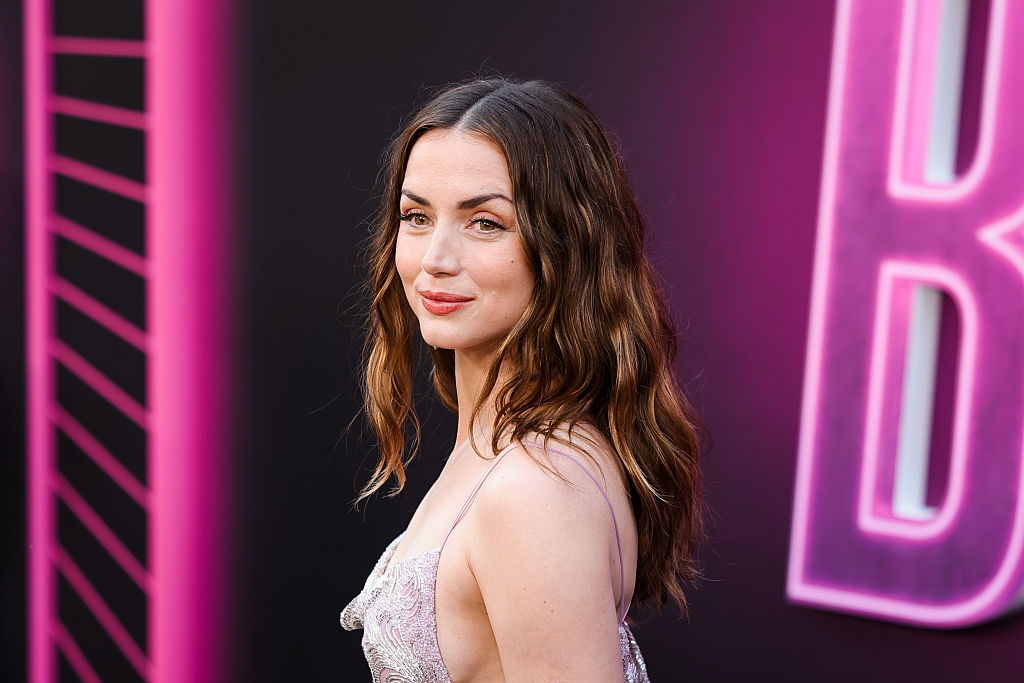 Ana de Armas at the Ballerina premiere with caramel highlights