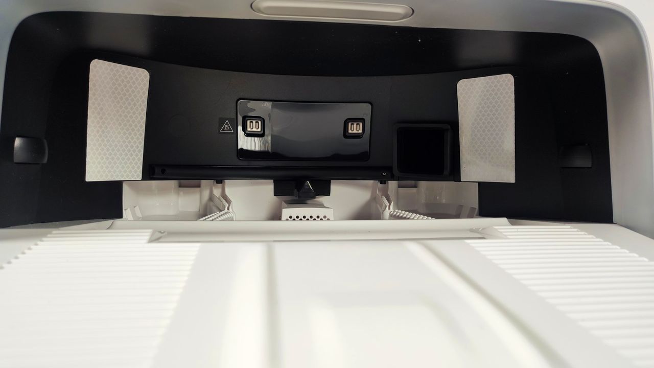 ECOVACS DEEBOT T20 OMNI