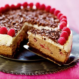 American-Style Baked Chocolate and Raspberry Cheesecake