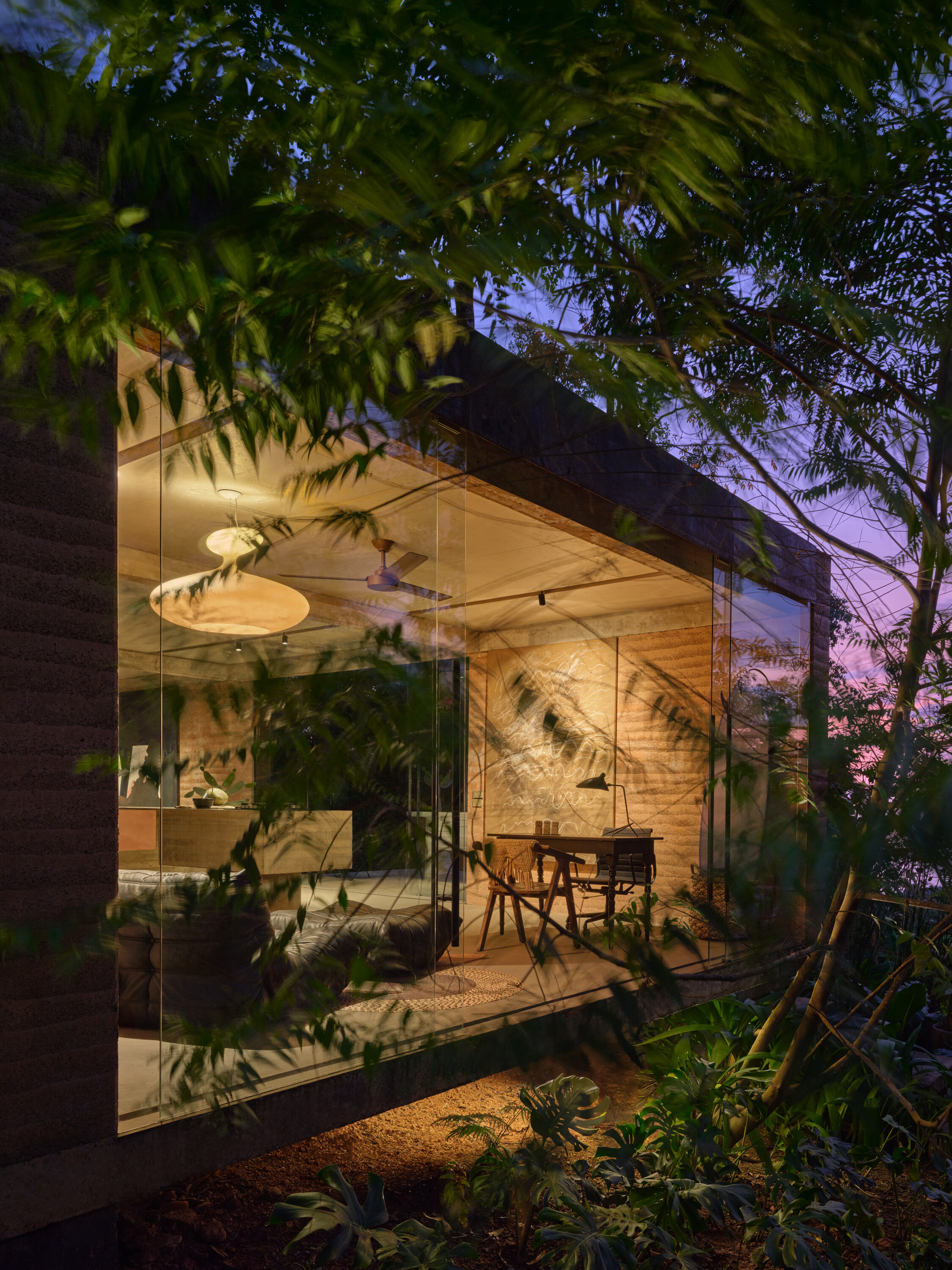 Studio House, Costa Rica, by Formafatal
