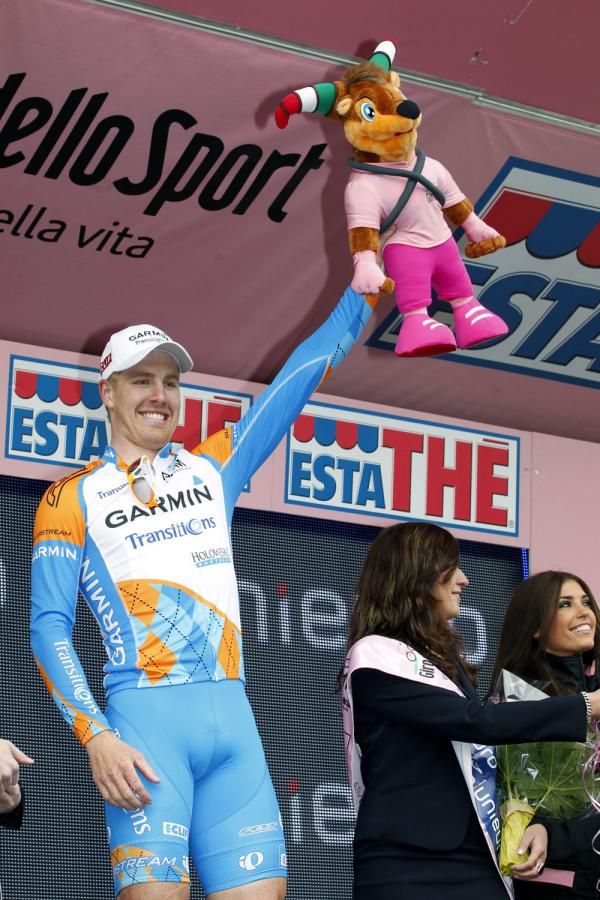 Tyler Farrar (Garmin-Transitions) and his new mate
