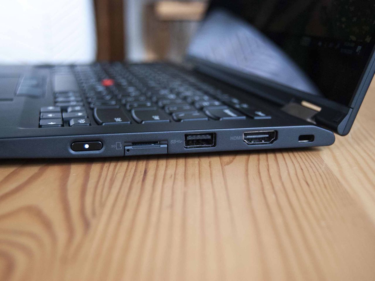 Lenovo ThinkPad X13 Yoga