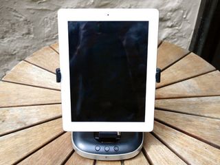 Logitech speaker stand for ipad