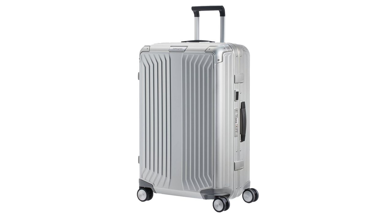 Best suitcase 2024: quality luggage, bags and rolling models from top ...