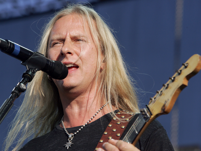 Alice in Chains' Jerry Cantrell talks new solo album and a day he