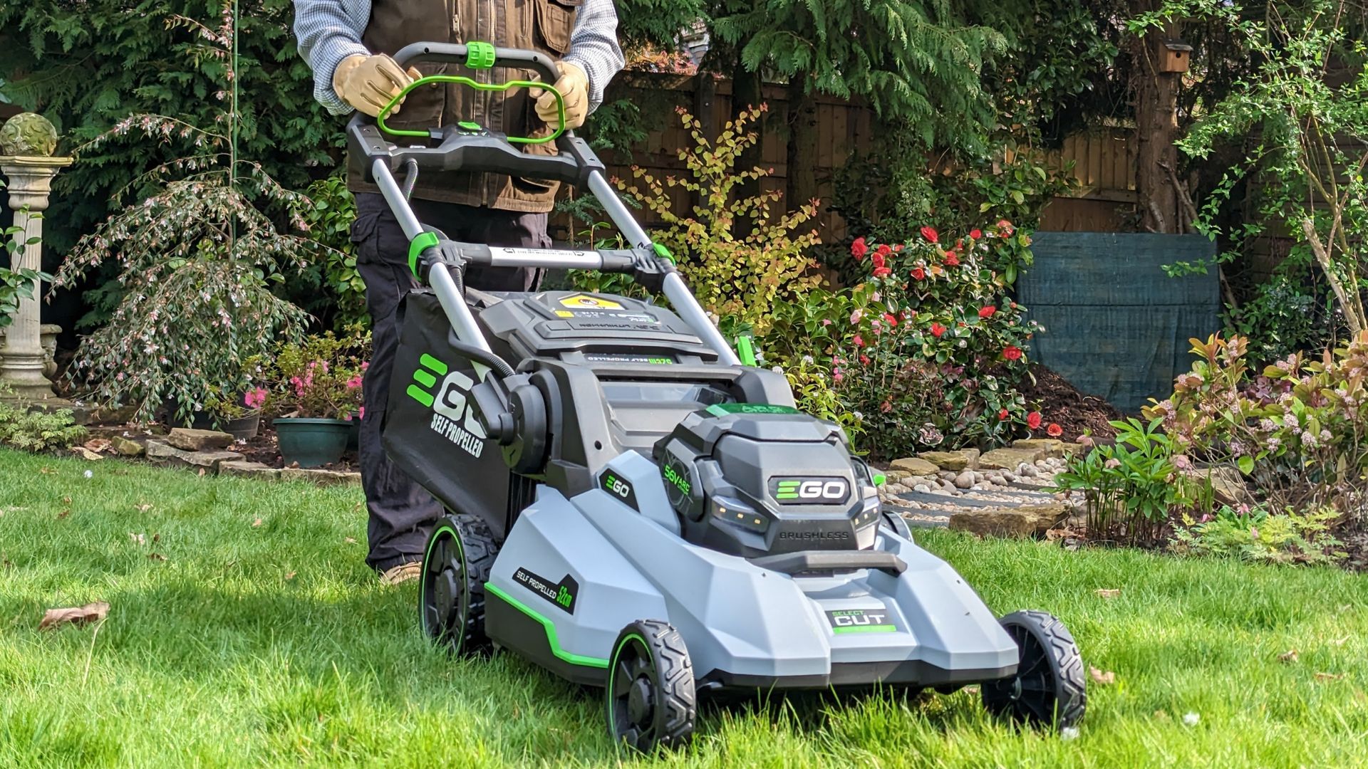 Ego LM2130E review: cordless mowing hits the mark | Homes & Gardens