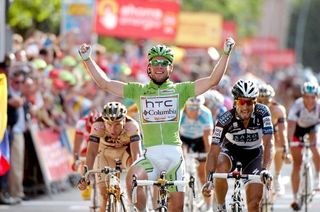 Mark Cavendish (HTC-Columbia) wins in the green jersey at the Vuelta a Espana.