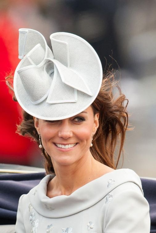 Hat, Clothing, Sun hat, Fashion accessory, Headgear, Fedora, Cowboy hat, Street fashion, Ear, Cap,