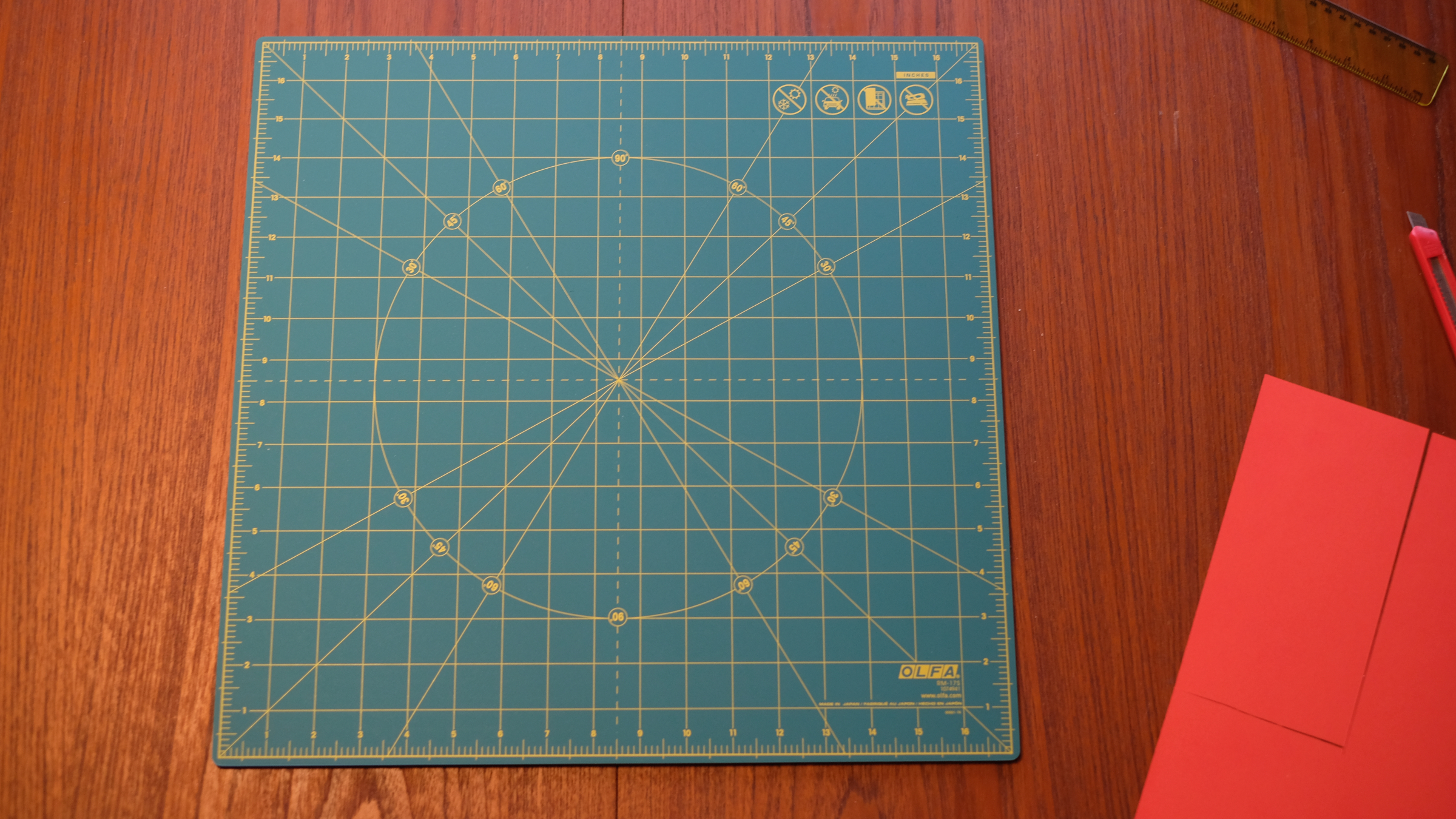 Photograph of OLFA Rotating Cutting Mat