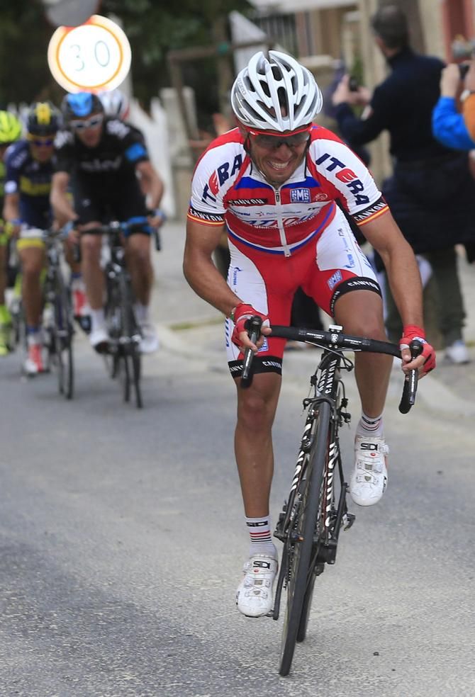 Joaquim Rodriguez (Katusha) attacks Contador and Froome