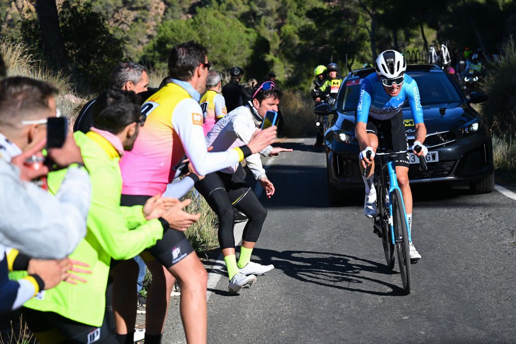Fans cheer on Ben O&rsquo;Connor (Decathlon AG2R La Mondiale)