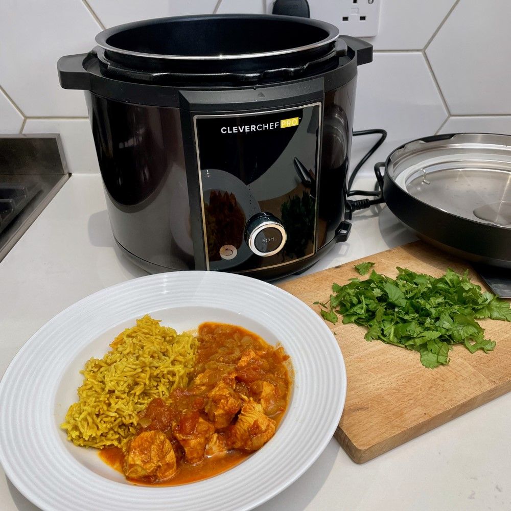 Finished curry and rice Drew &amp; Cole Cleverchef Pro Multicooker