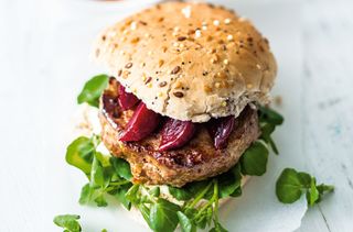 Pork burgers with sweet potato chips